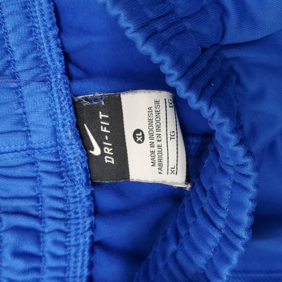 Nike Joggers - Picture 7 of 7